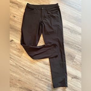 ABC Classic-Fit pant